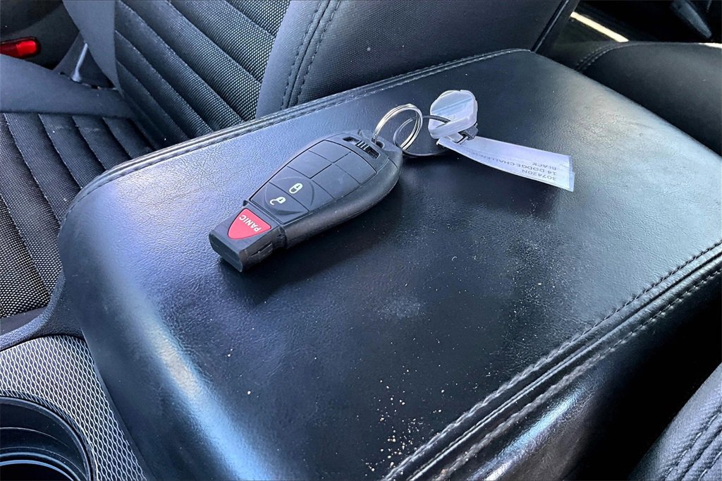 Used 2014 Dodge Challenger R/T w/ Blacktop Package image 10
