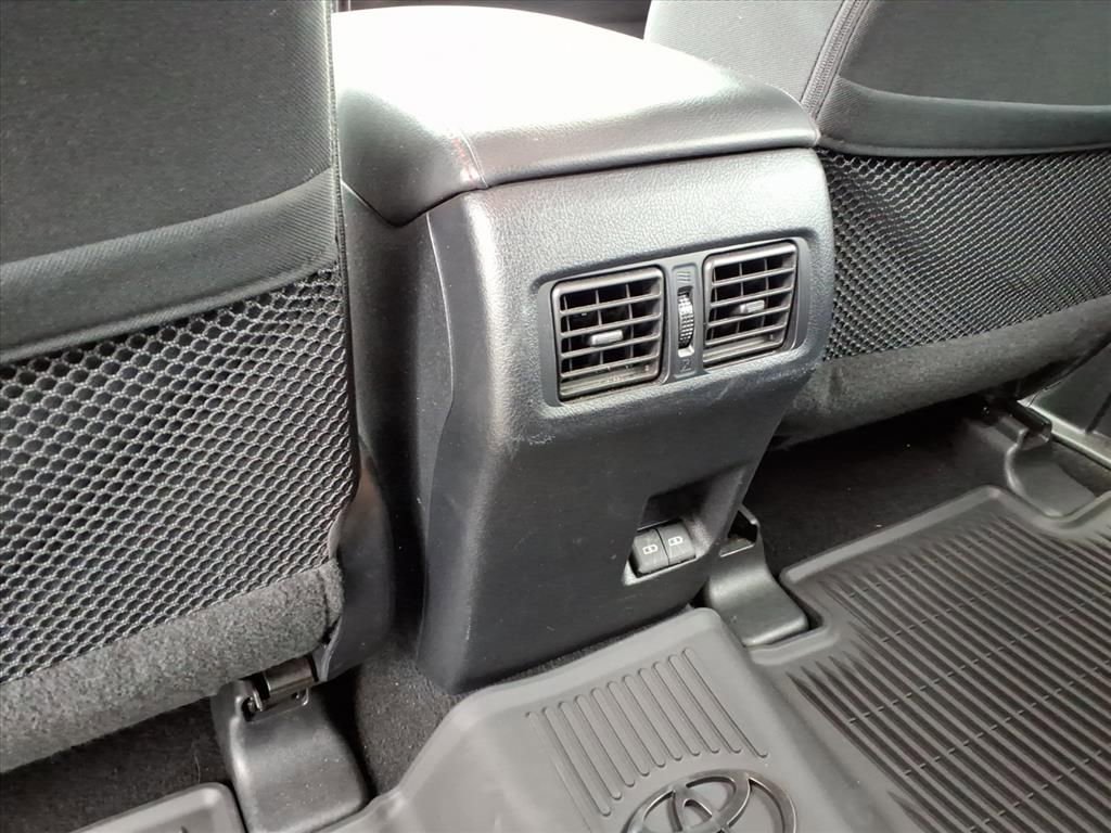 Used 2024 Toyota 4Runner TRD Off-Road image 29