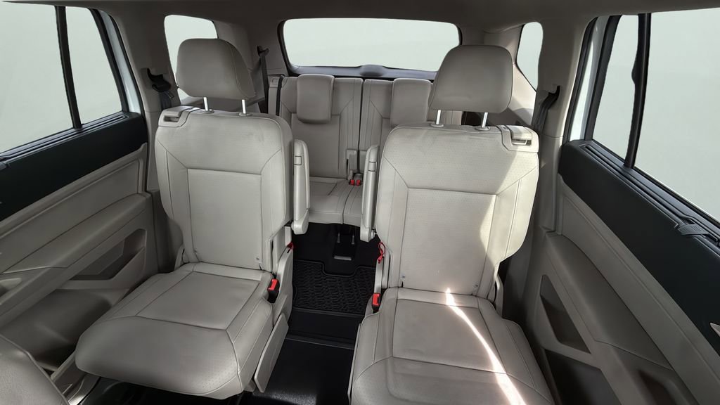 Used 2021 Volkswagen Atlas SE w/ Panoramic Sunroof Package image 13