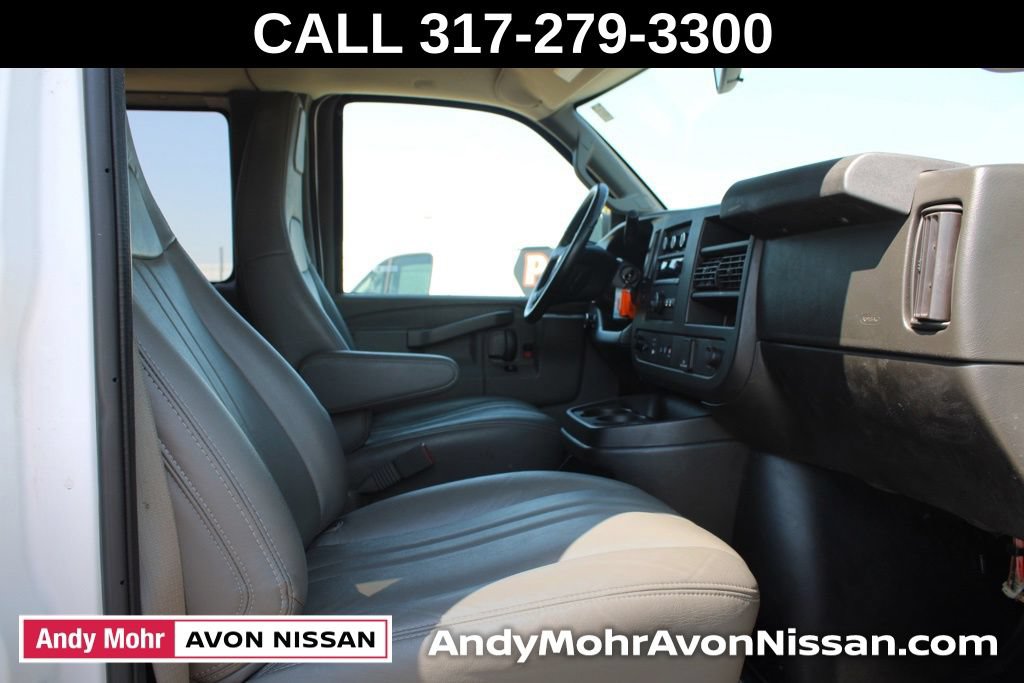 Used 2021 Chevrolet Express 2500 LS w/ Driver Convenience Package RWD image 16