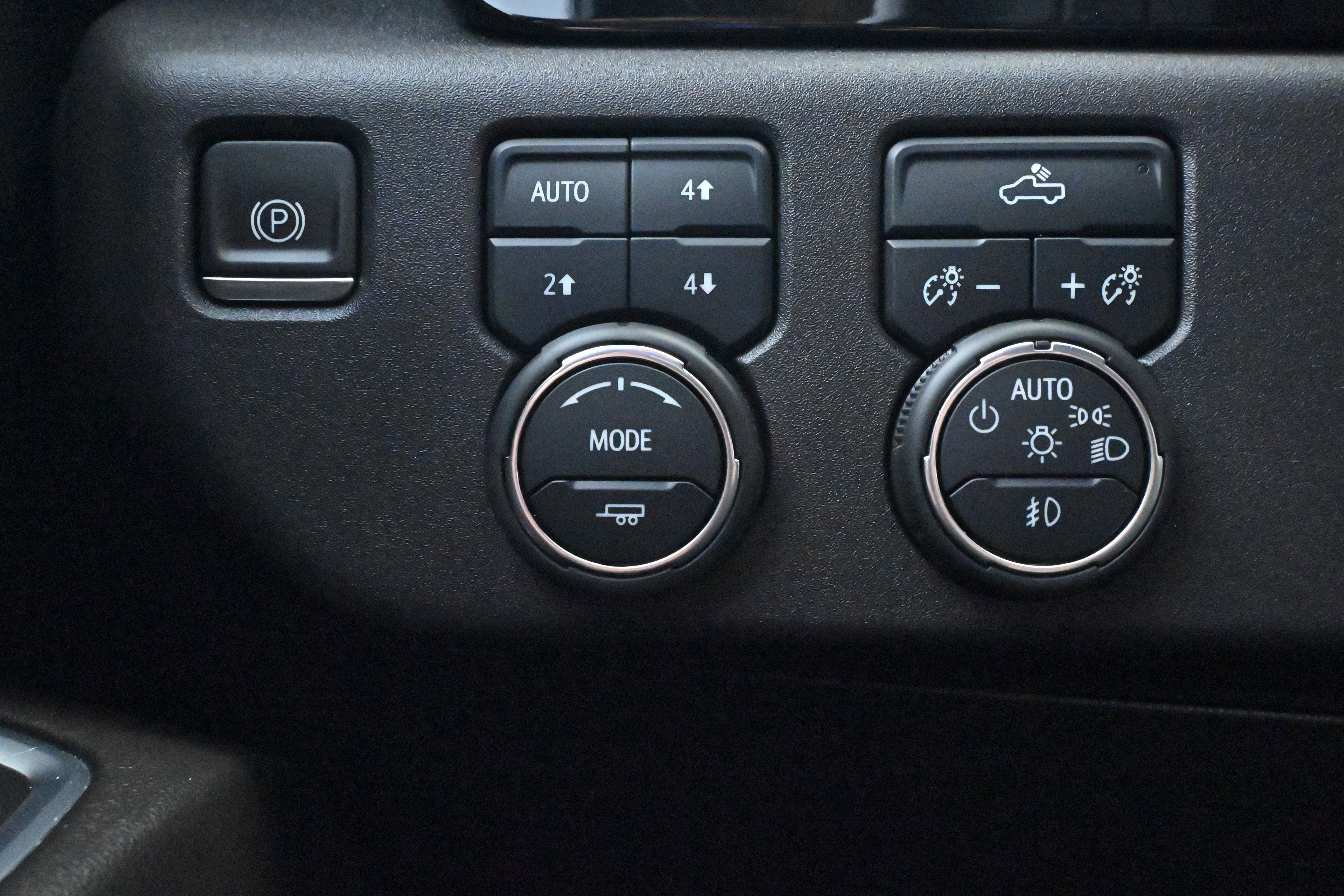 Used 2022 Chevrolet Silverado 1500 LT Trail Boss w/ Protection Package image 9