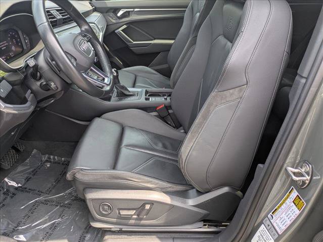 Used 2021 Audi Q3 2.0T Premium w/ Convenience Package AWD/4WD image 16