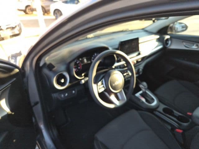 Used 2024 Kia Forte LXS w/ LXS Technology Package FWD image 13