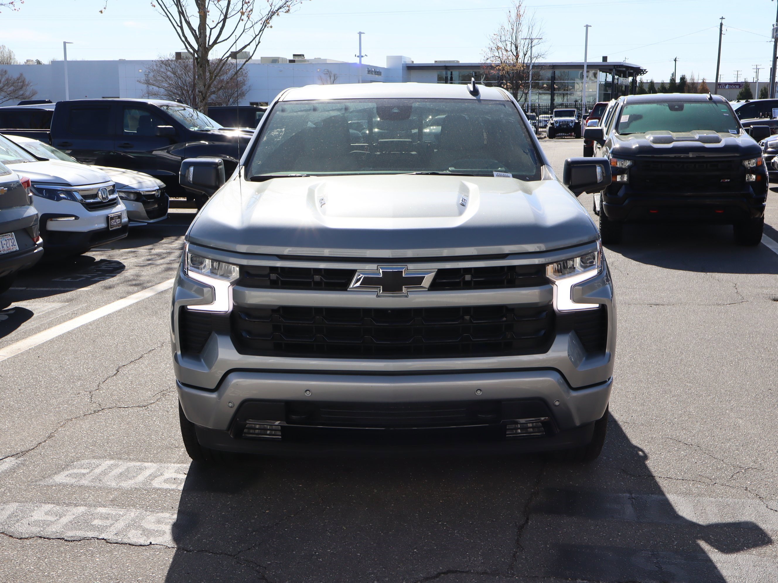Used 2024 Chevrolet Silverado 1500 RST image 3