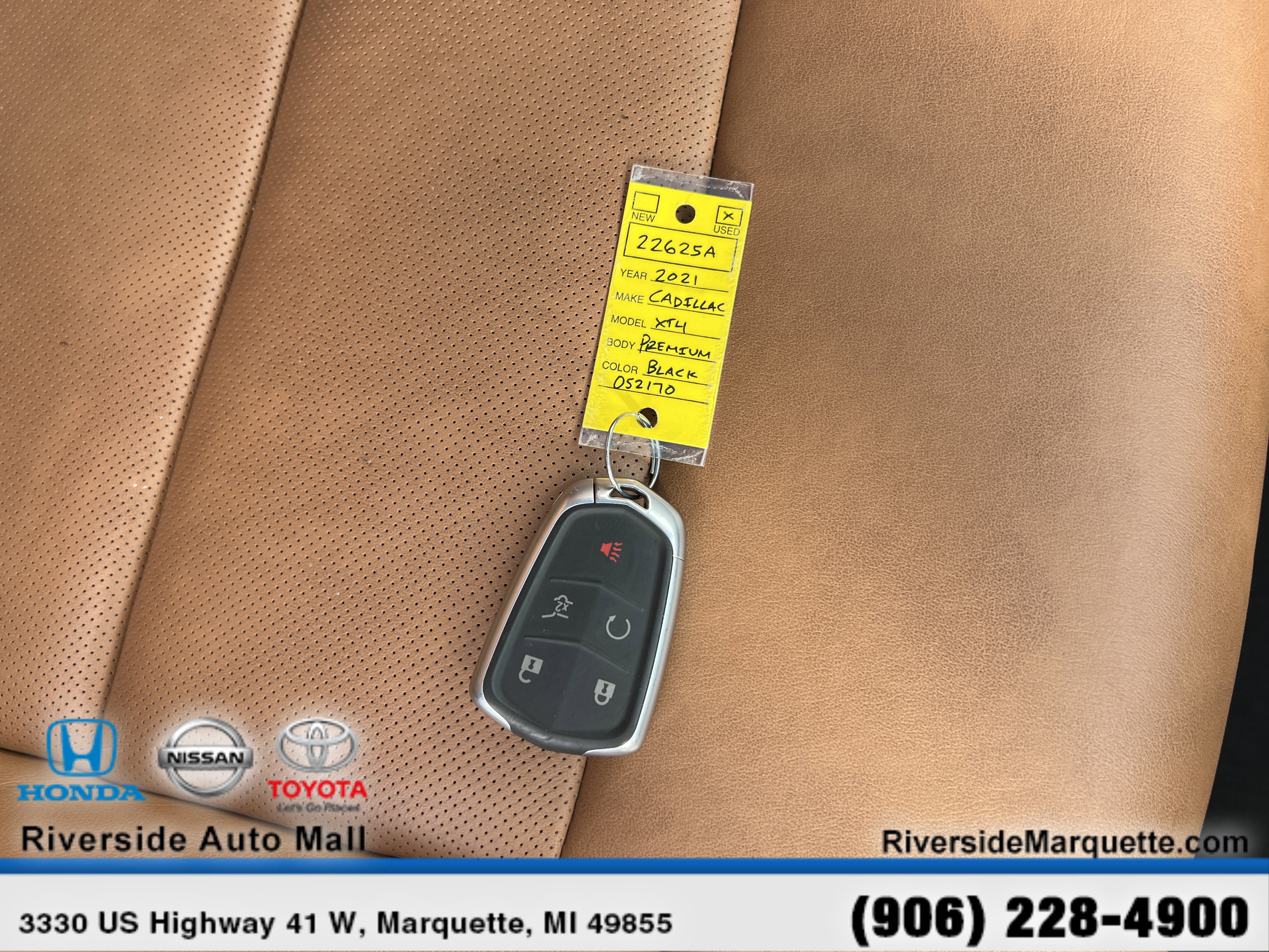 Used 2021 Cadillac XT4 Premium Luxury image 27