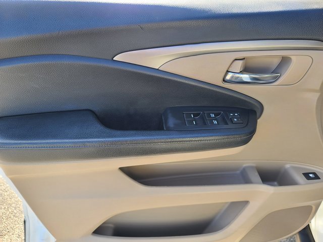 Used 2019 Honda Ridgeline RTL-T image 11