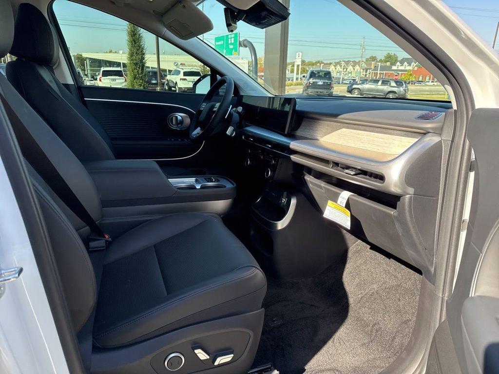 New 2026 Hyundai Ioniq 9 SEL image 14