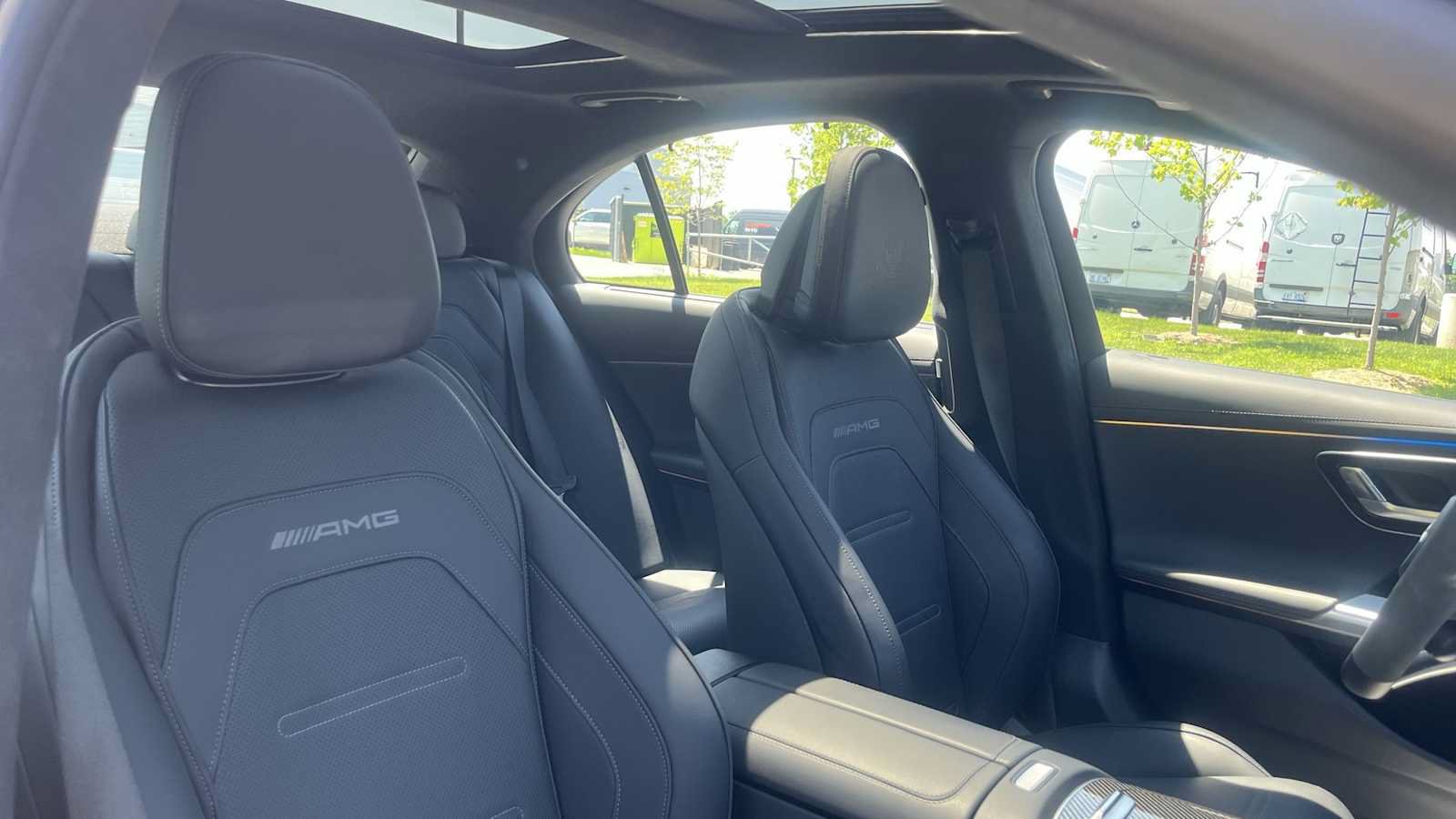 Certified 2025 Mercedes-Benz E 53 AMG e 4MATIC Sedan image 36