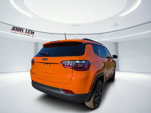 New 2026 Jeep Compass Latitude w/ Sun and Sound Group image 3