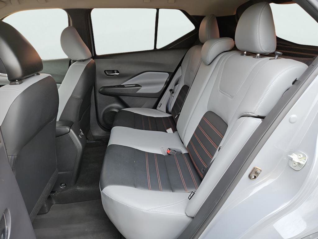 Used 2024 Nissan Kicks SR w/ SR Premium Package image 19