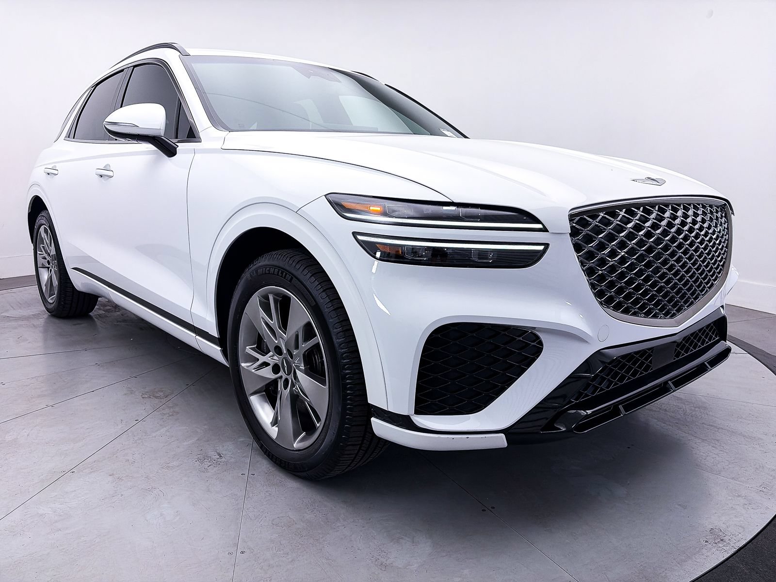 Used 2022 Genesis GV70 3.5T Sport AWD/4WD image 9