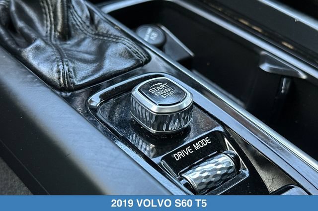 Used 2019 Volvo S60 T5 Momentum w/ Premium Package FWD image 24