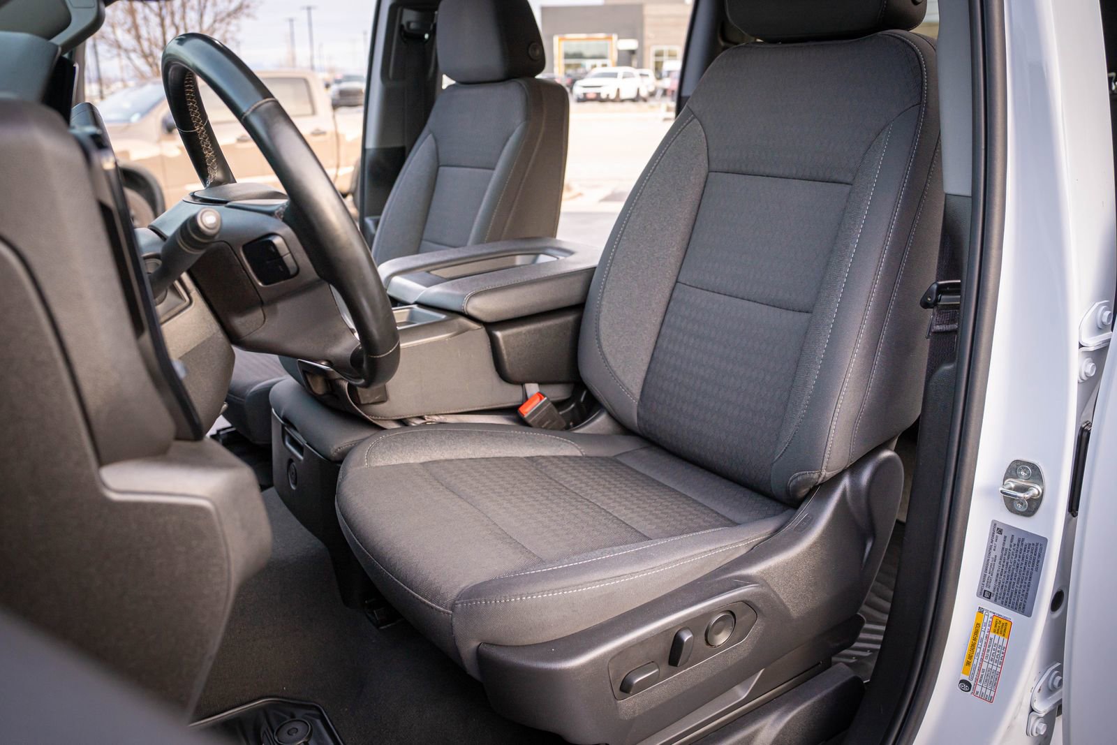 Used 2024 Chevrolet Silverado 2500 LT w/ Convenience Package image 12