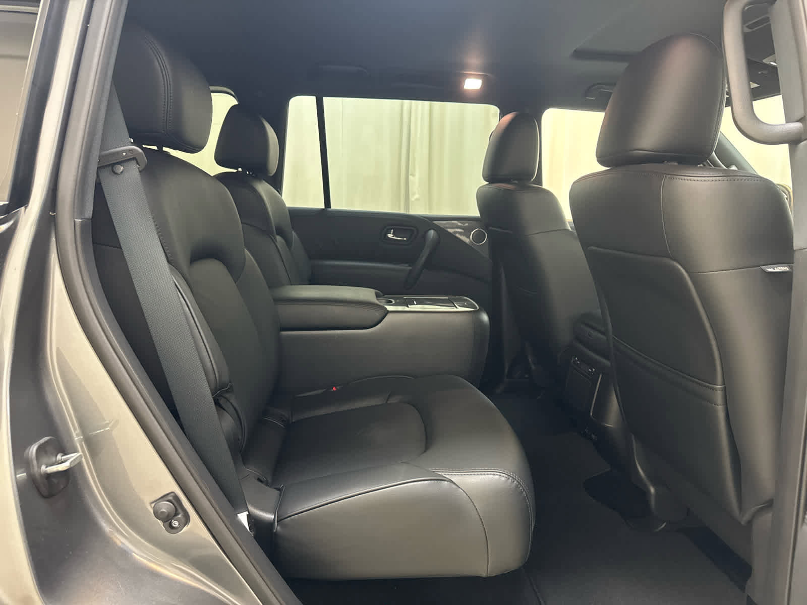 Certified 2024 Nissan Armada SL w/ Midnight Edition Package image 17