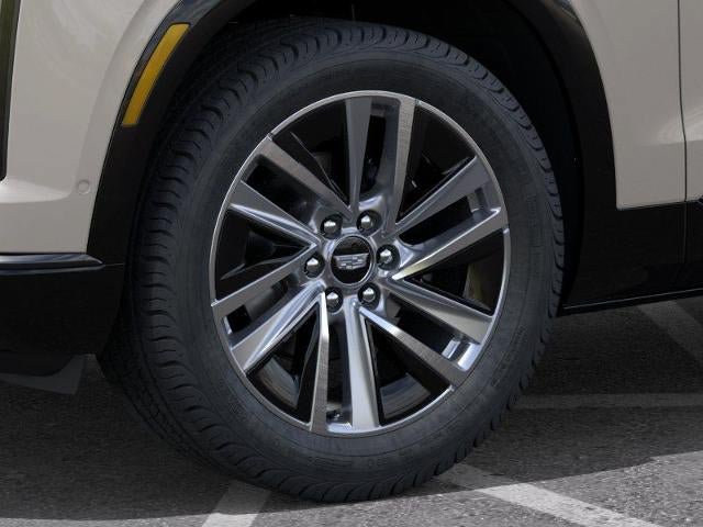New 2027 Cadillac Vistiq Sport w/ LPO, Floor Liner Package AWD/4WD image 9