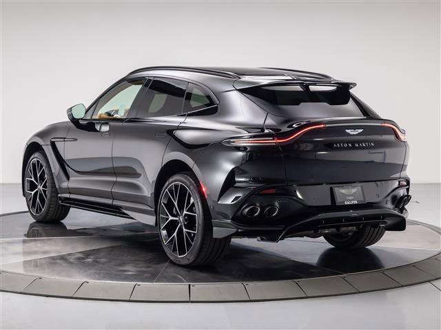 New 2026 Aston Martin DBX 707 image 2