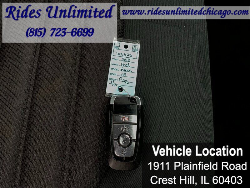 Used 2018 Ford Fusion SE FWD image 30
