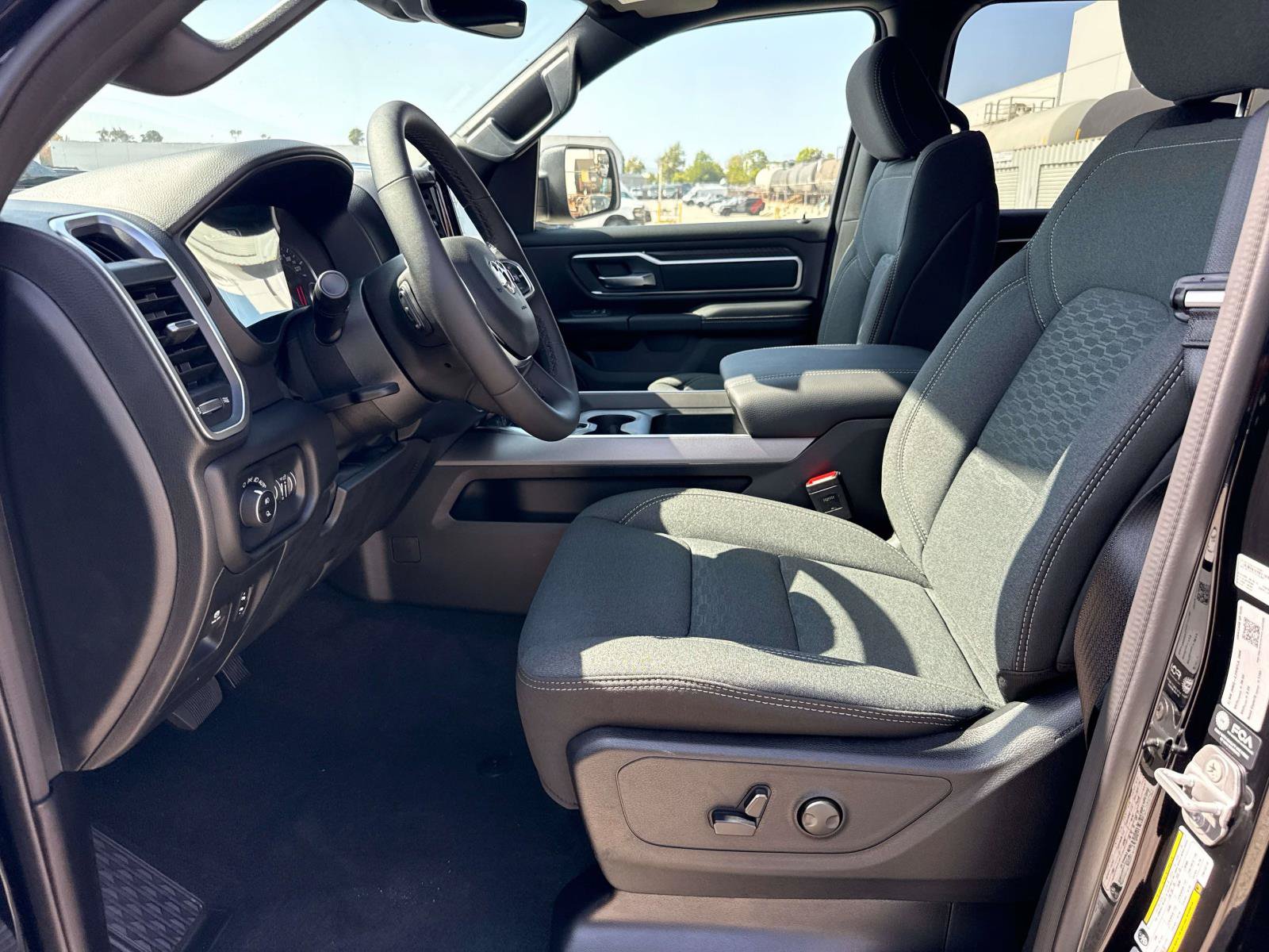 New 2026 RAM 1500 Big Horn AWD/4WD image 21
