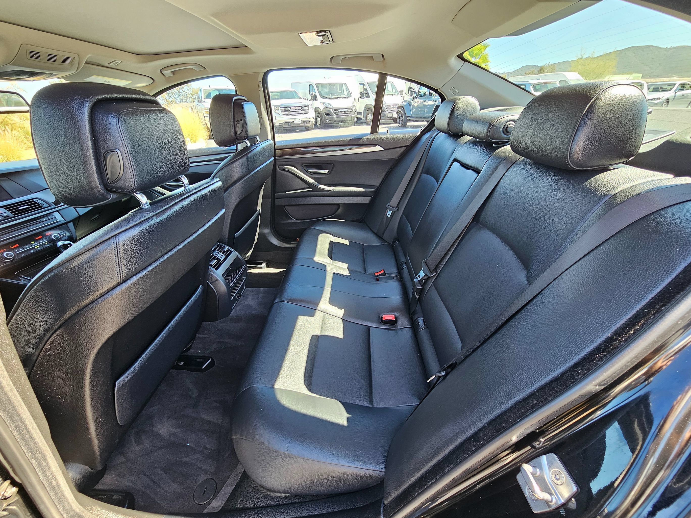 Used 2011 BMW 535i Sedan RWD image 21