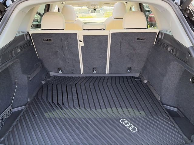Used 2025 Audi Q5 Prestige image 23
