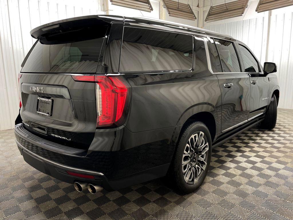 Certified 2023 GMC Yukon XL Denali Ultimate AWD/4WD image 27