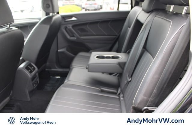 Used 2024 Volkswagen Tiguan SE AWD/4WD image 26