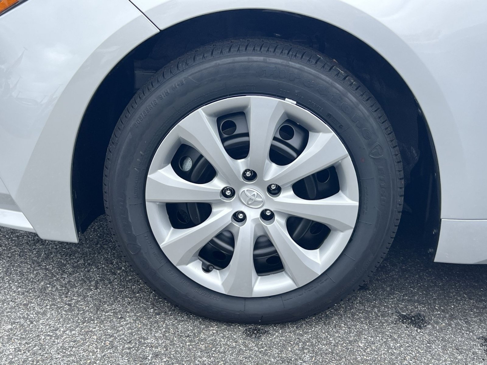 New 2027 Toyota Corolla LE FWD image 5