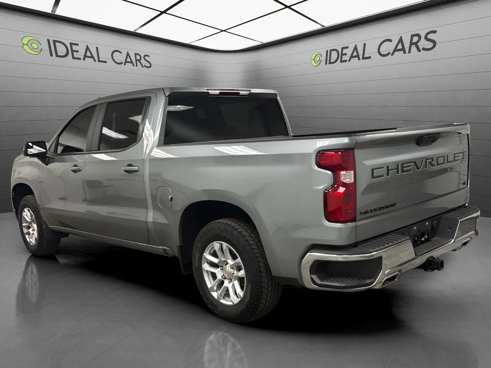 Used 2026 Chevrolet Silverado 1500 LT AWD/4WD image 7