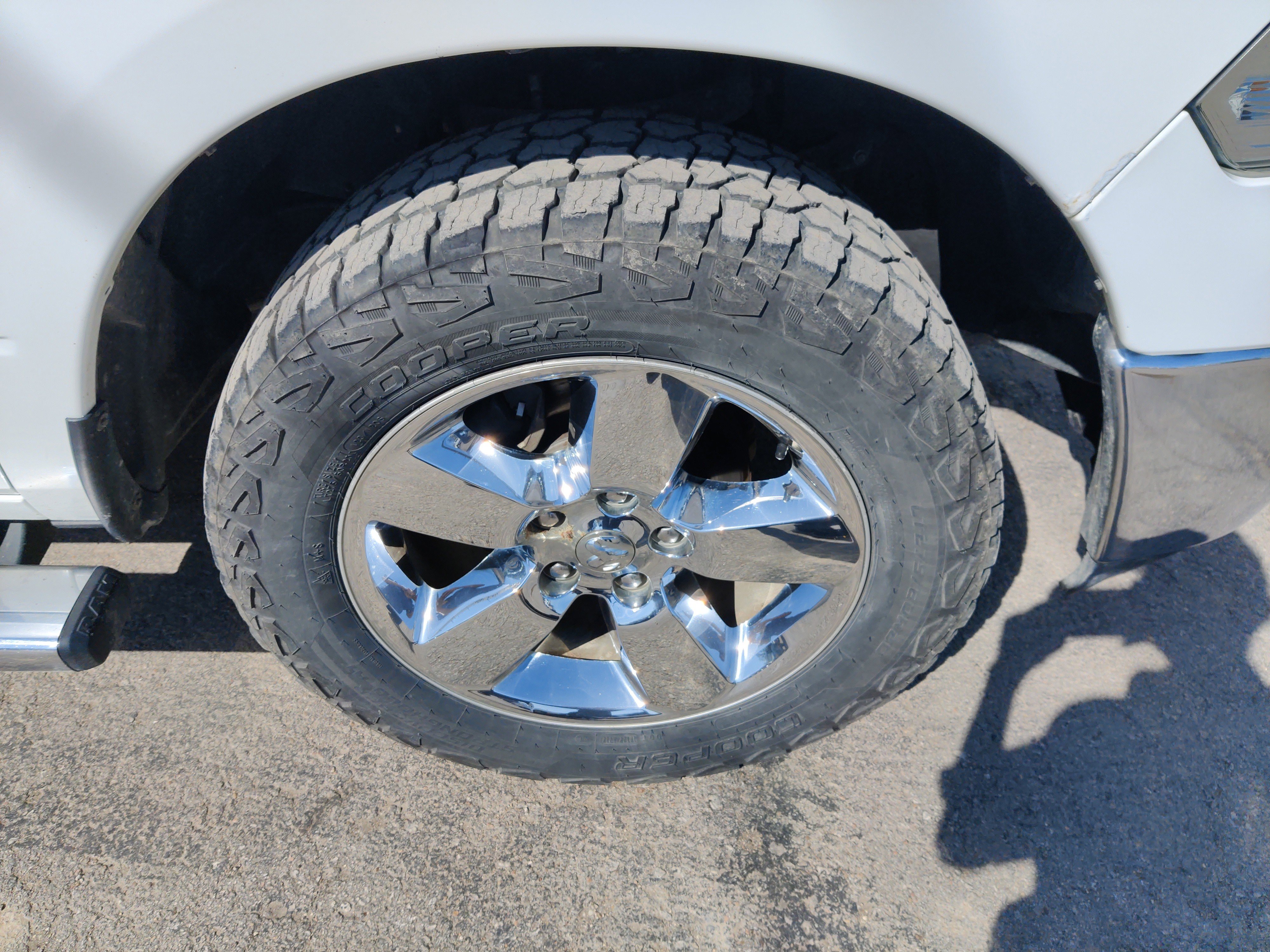 Used 2016 RAM 1500 Big Horn image 3