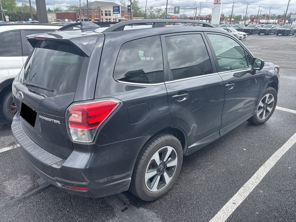 Used 2018 Subaru Forester 2.5i Limited AWD/4WD image 4