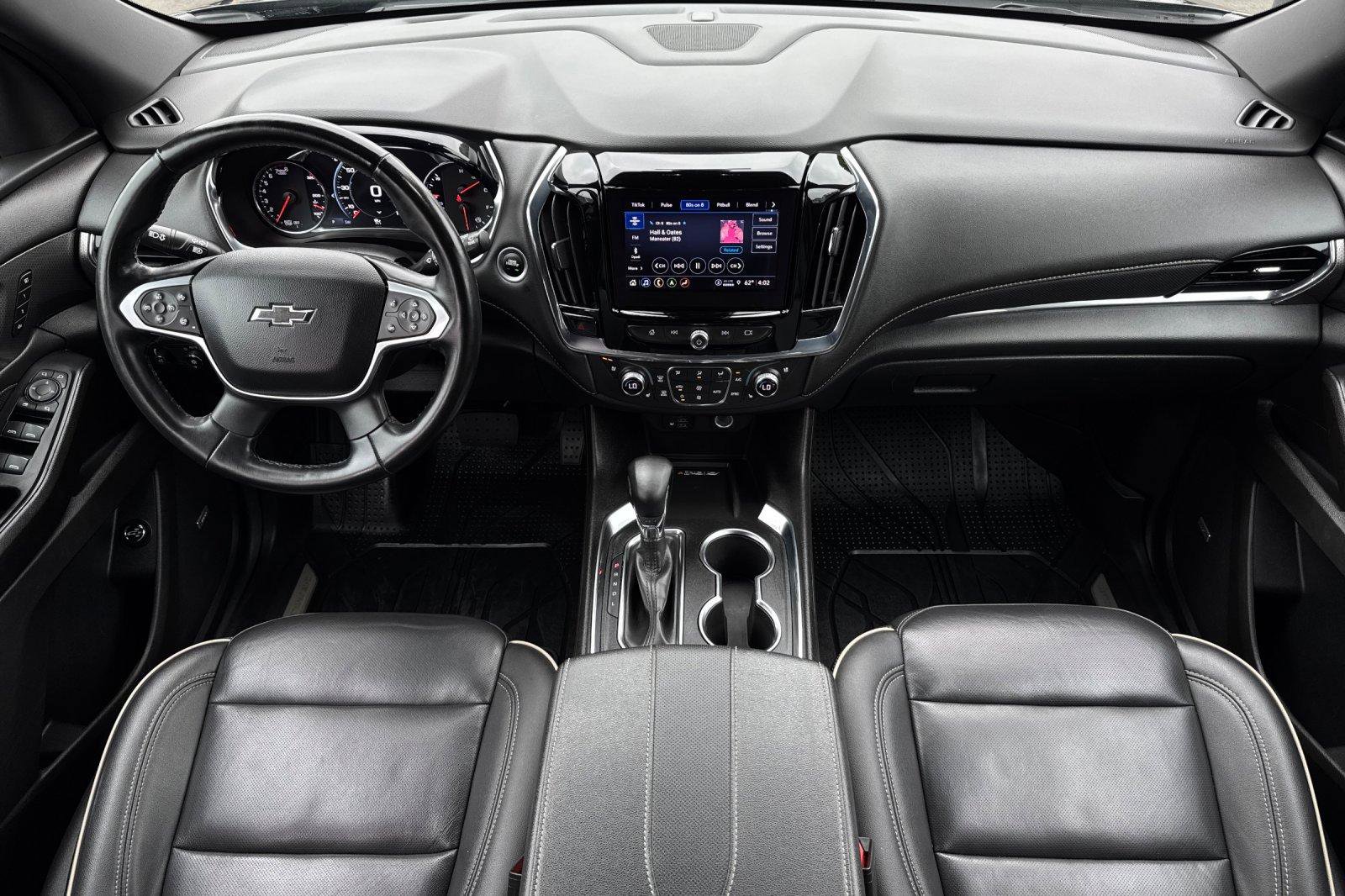 Used 2023 Chevrolet Traverse Premier w/ Redline Edition image 15