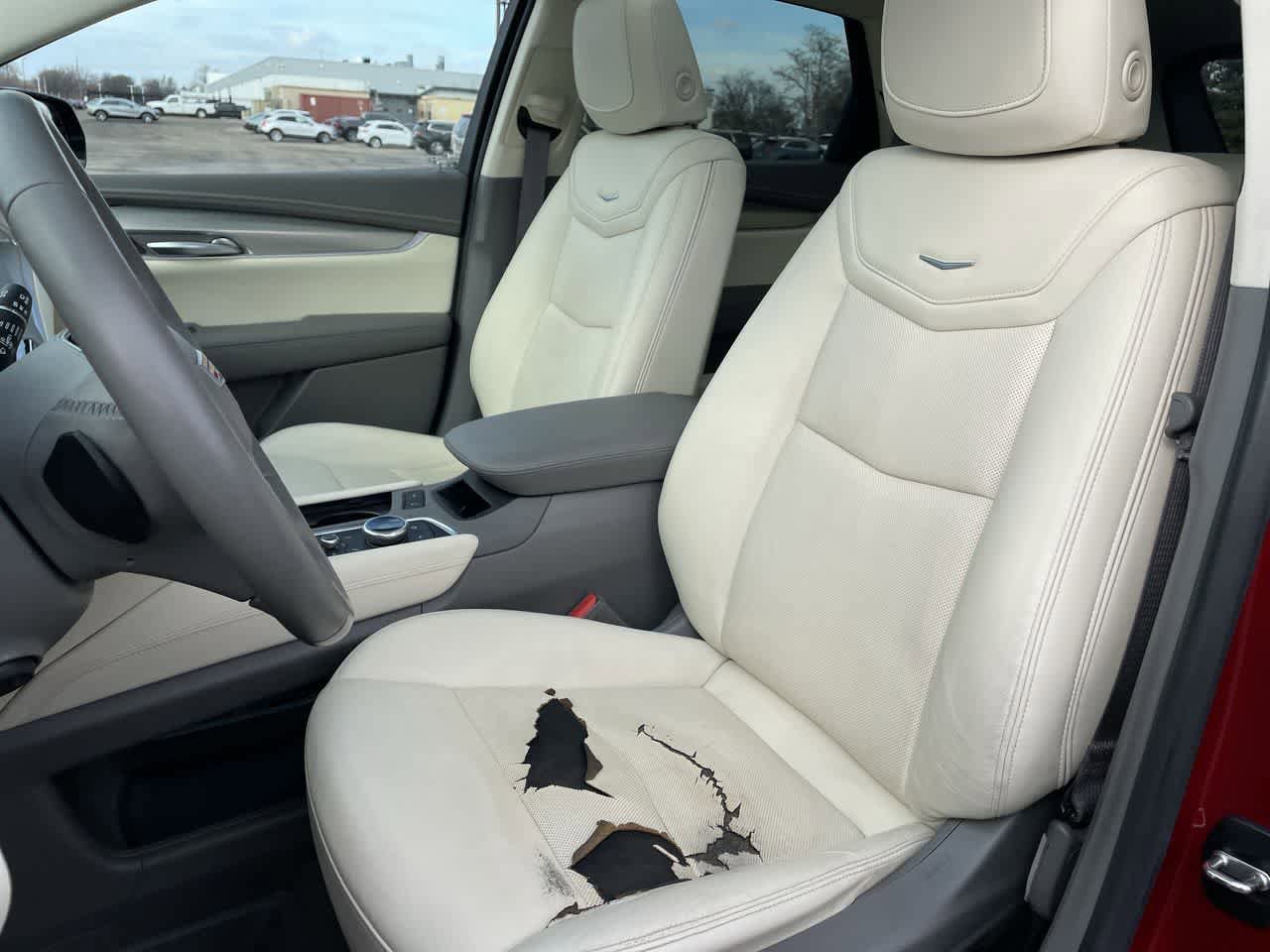 Used 2021 Cadillac XT5 Premium Luxury image 12