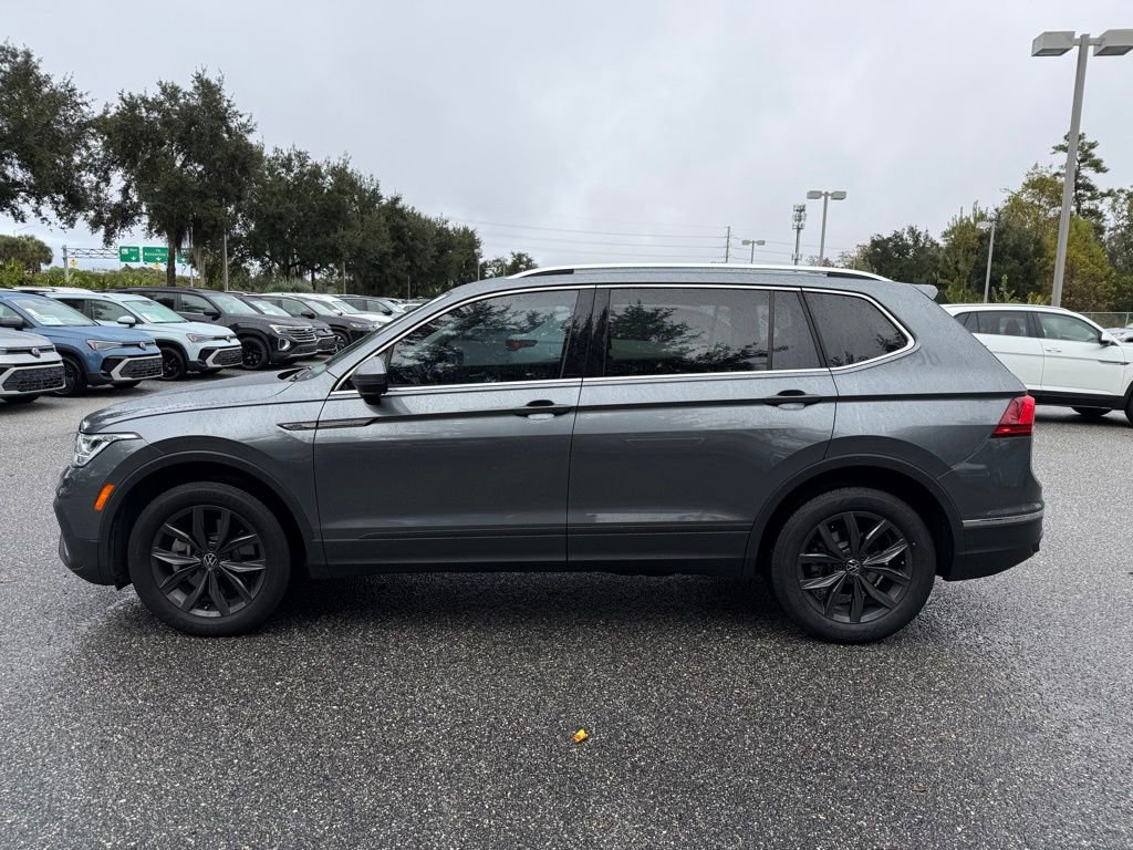 Used 2023 Volkswagen Tiguan SE image 11