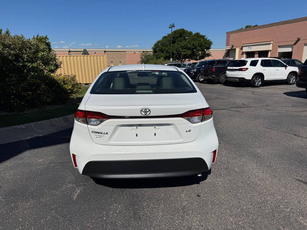 Used 2023 Toyota Corolla LE FWD image 9
