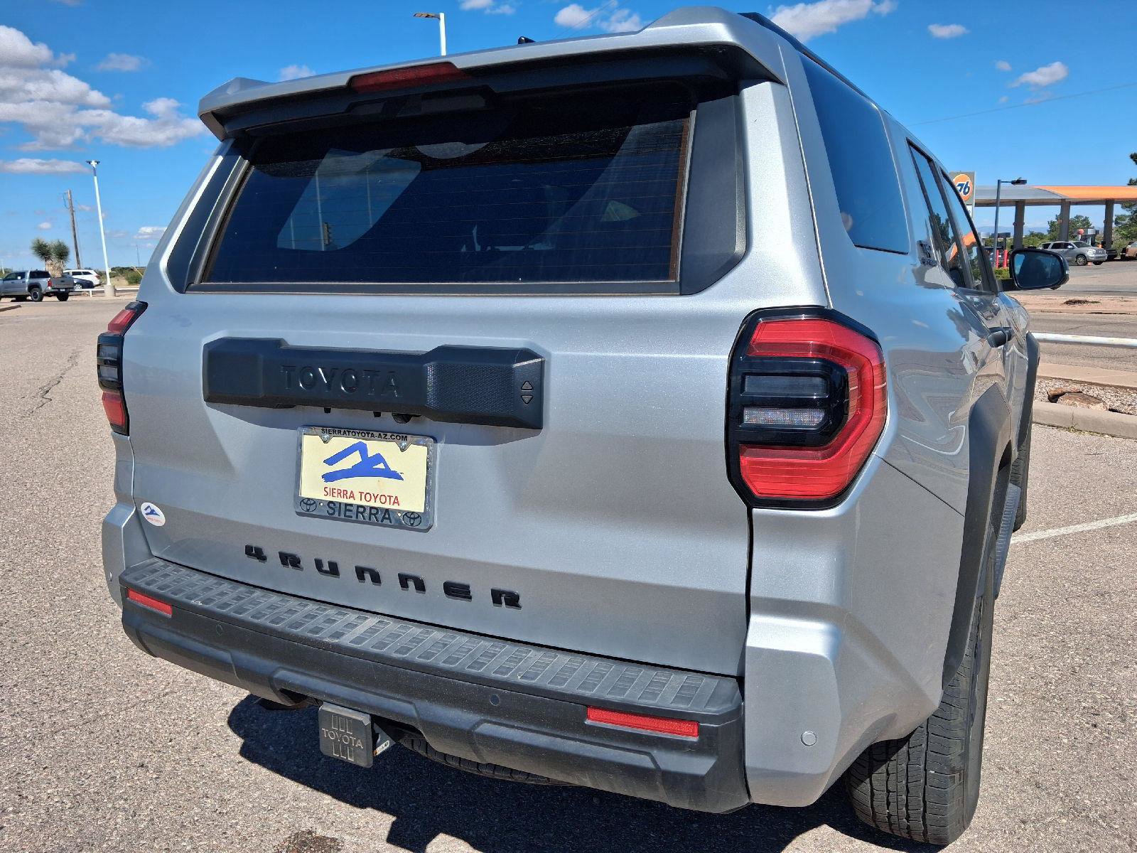 Used 2025 Toyota 4Runner TRD Off-Road Premium AWD/4WD image 12