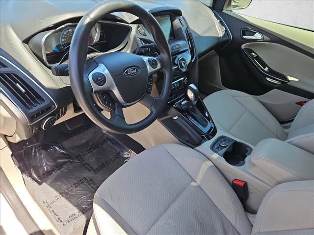 Used 2014 Ford Focus Electric Hatchback FWD image 12