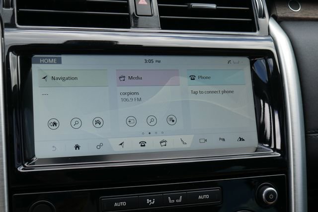 Used 2017 Land Rover Discovery HSE AWD/4WD image 22