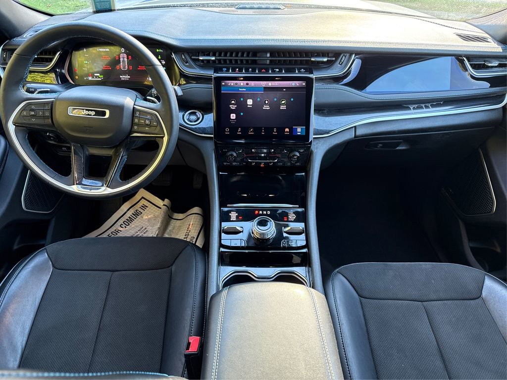 Used 2023 Jeep Grand Cherokee Trailhawk w/ Luxury Tech Group III image 22