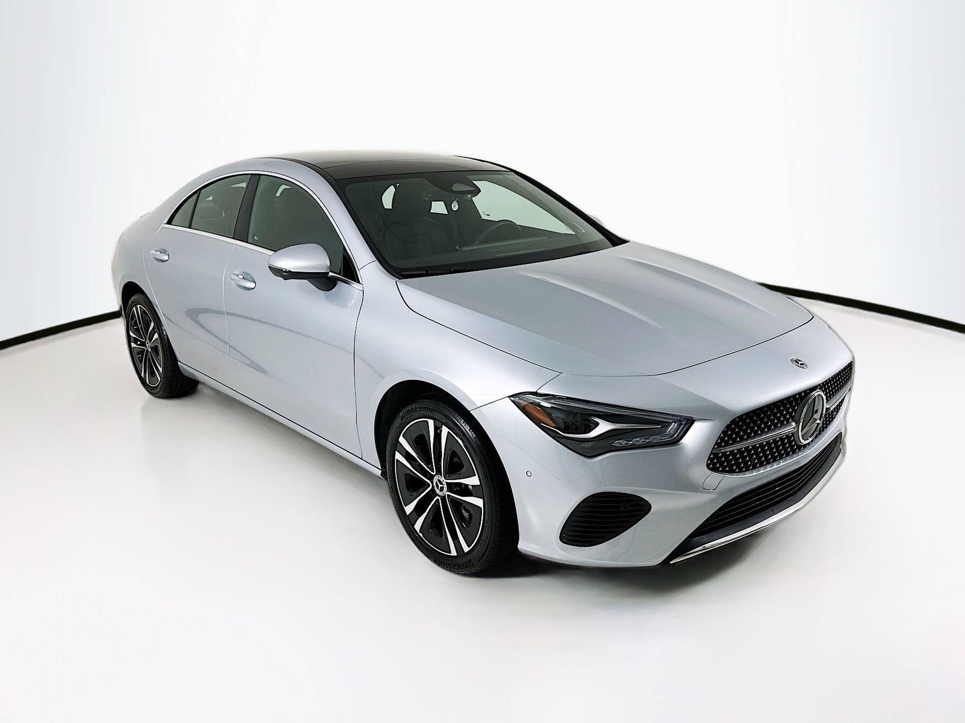 Used 2026 Mercedes-Benz CLA 250 image 1