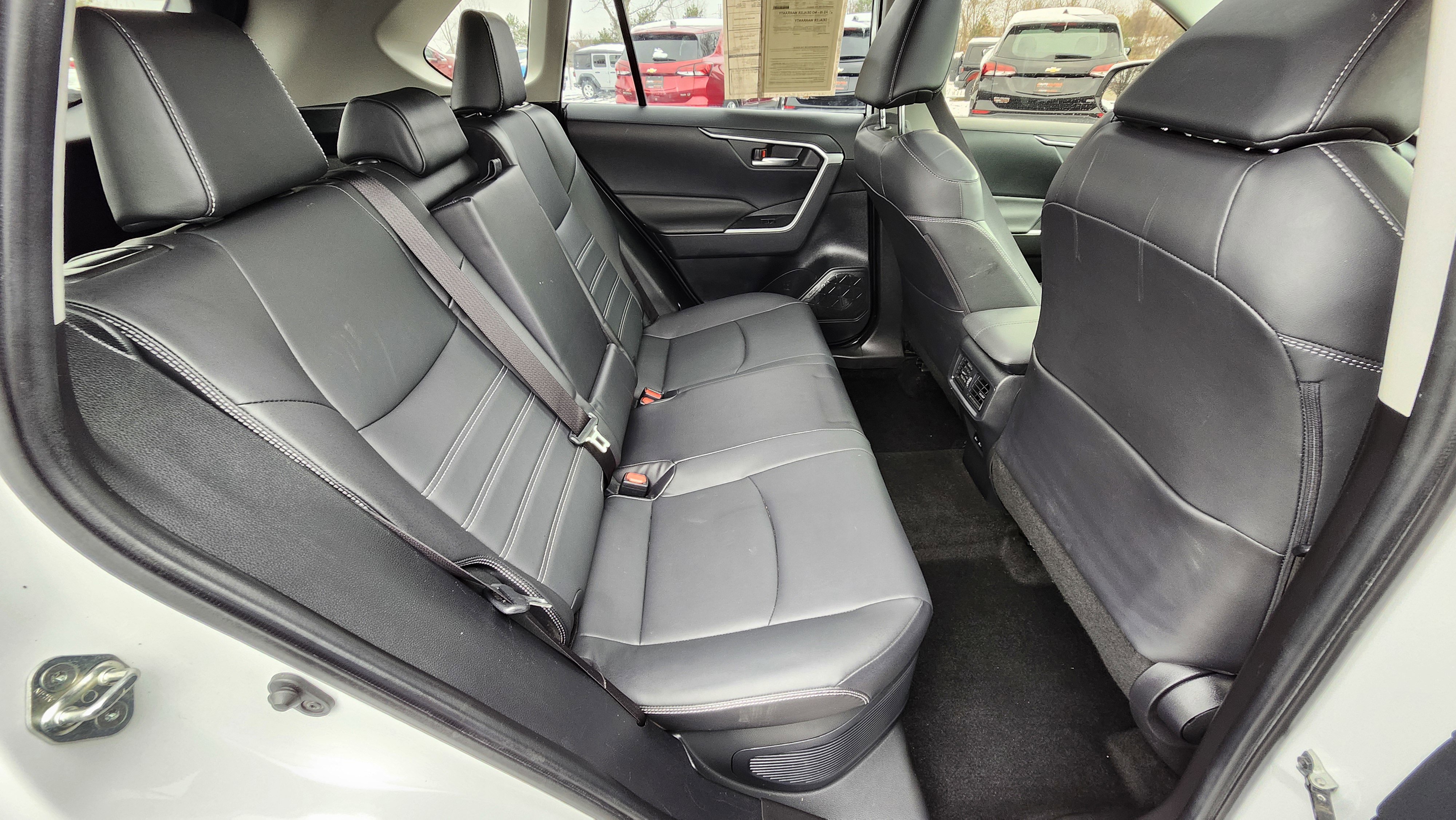 Used 2024 Toyota RAV4 XLE Premium image 21