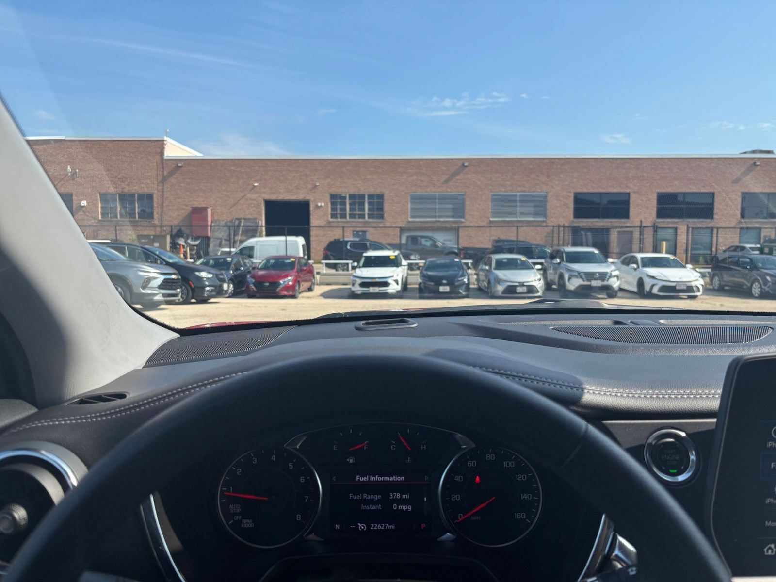 Used 2025 Chevrolet Blazer LT FWD image 32