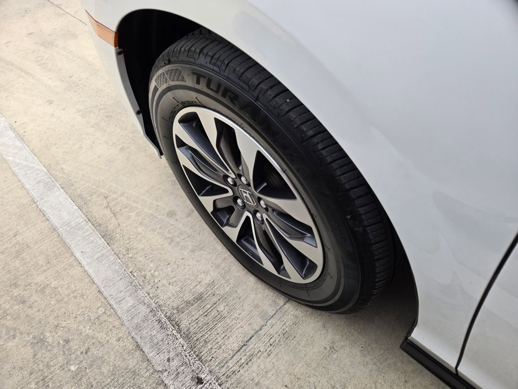 Used 2021 Honda Odyssey EX-L image 9