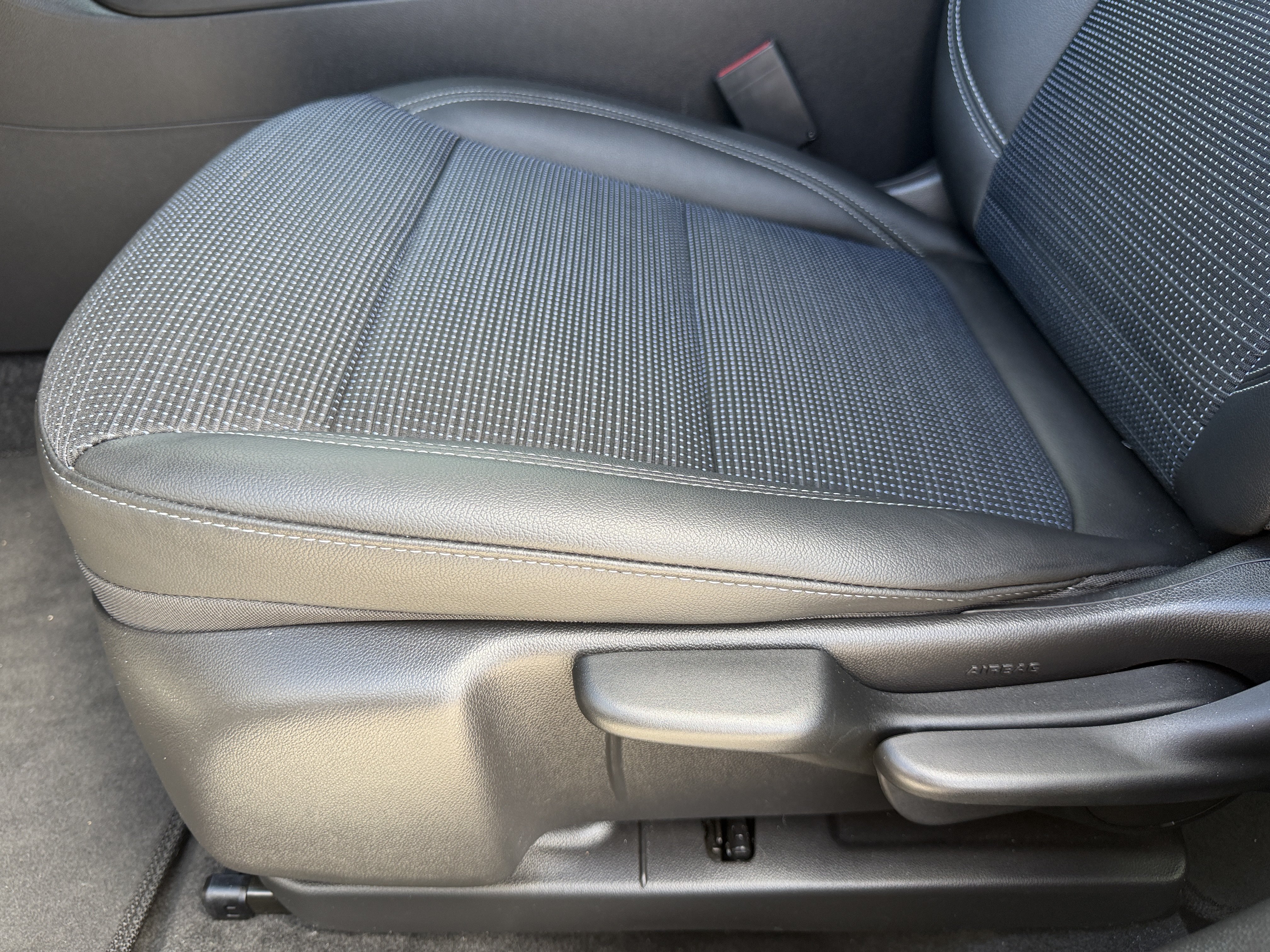 Certified 2024 Buick Envista Preferred w/ Convenience II Package FWD image 22