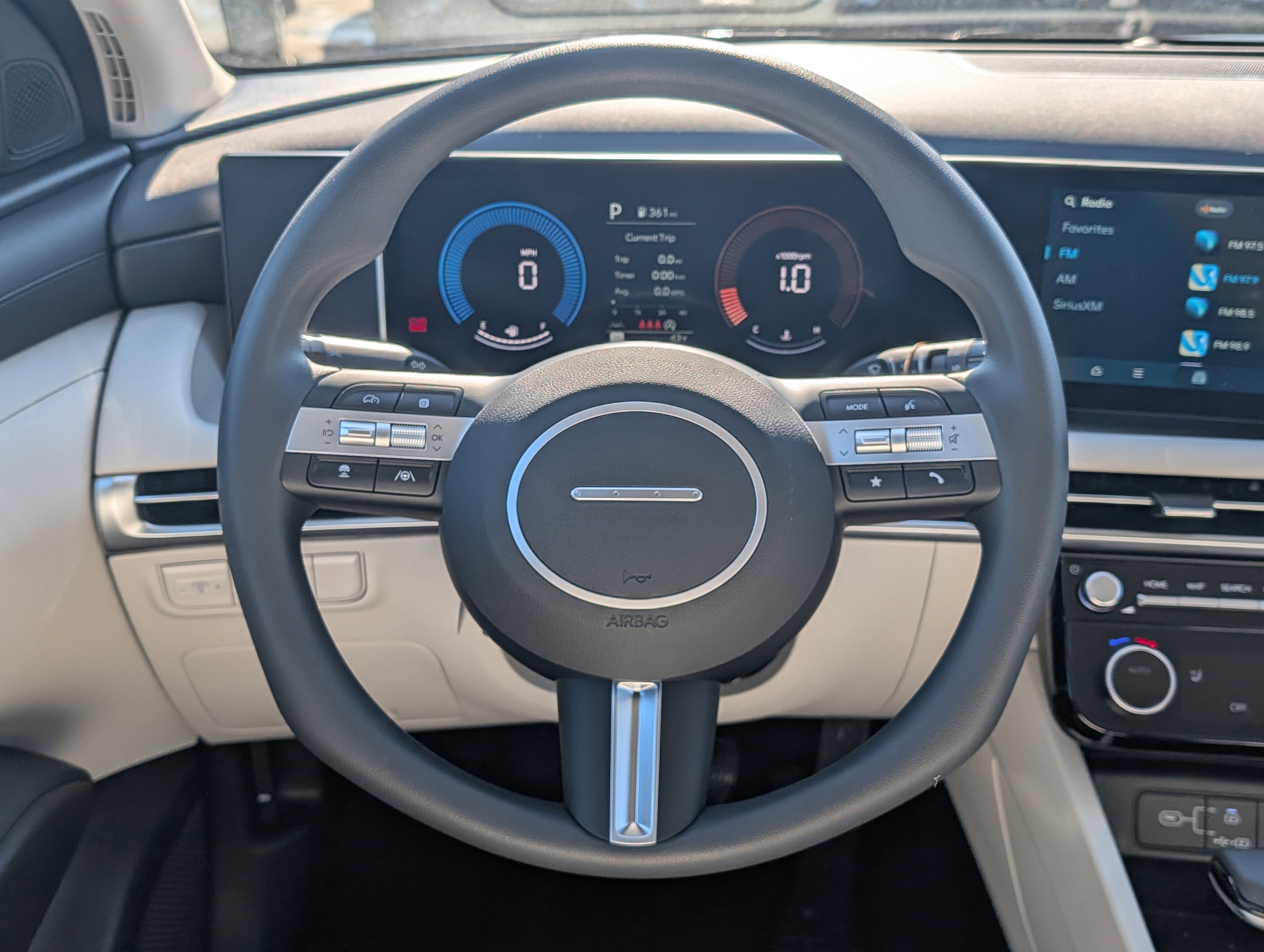 New 2026 Hyundai Tucson SEL image 10