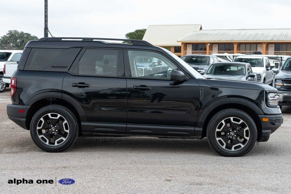 Used 2021 Ford Bronco Sport Outer Banks w/ Outer Banks Package (96D) image 4
