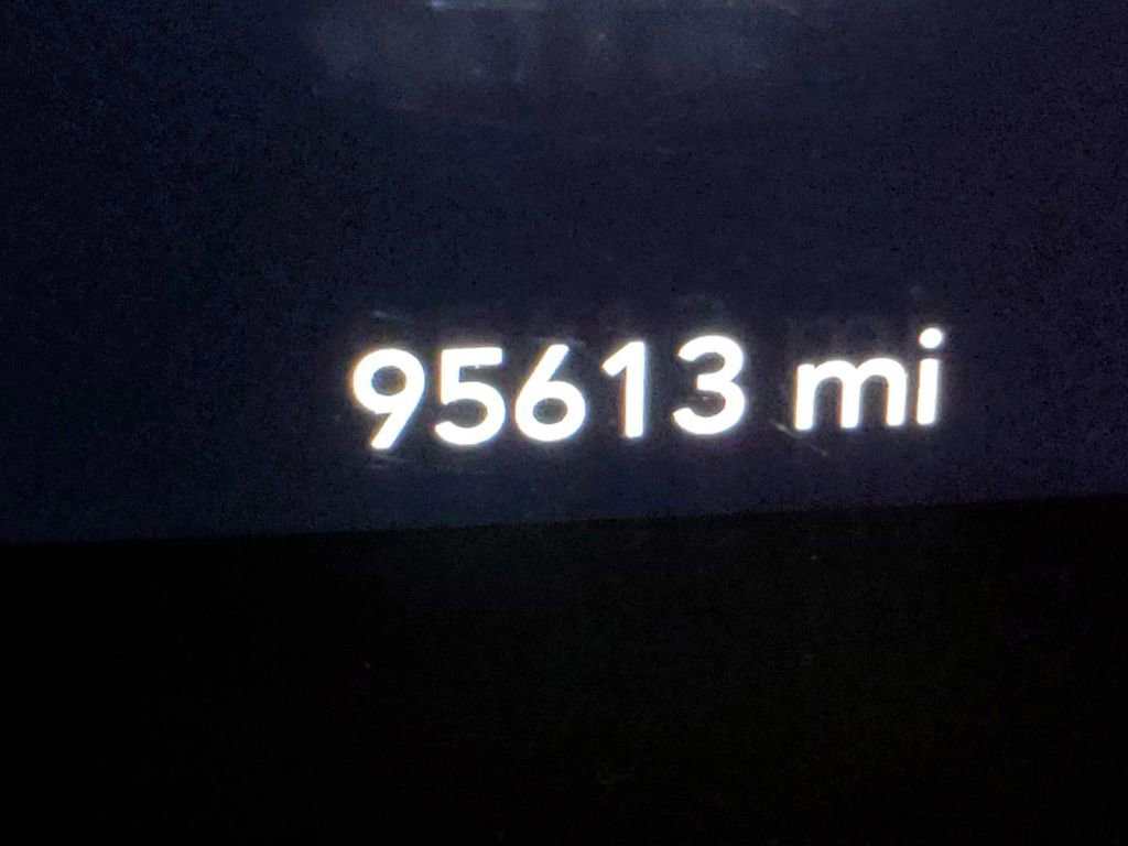 Used 2019 Jeep Wrangler Unlimited Sahara w/ Quick Order Package 24M Moab image 13