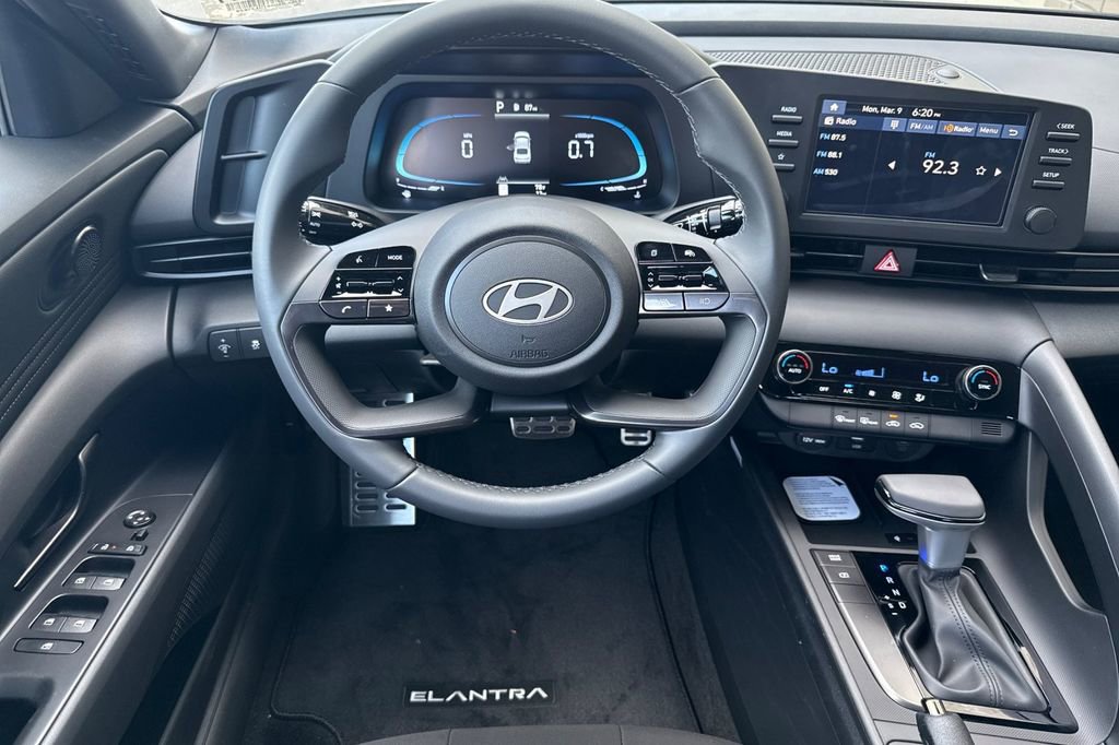 New 2026 Hyundai Elantra Sport image 11