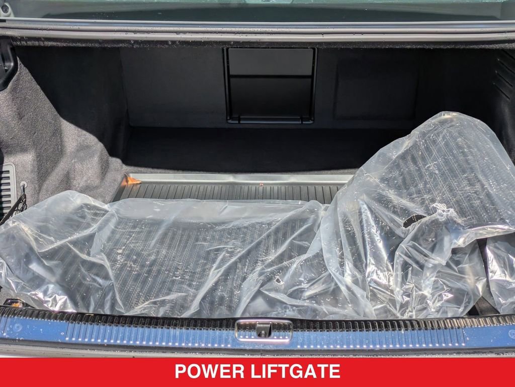 Used 2023 Audi S8 4.0T w/ S8 Comfort Plus Package image 35