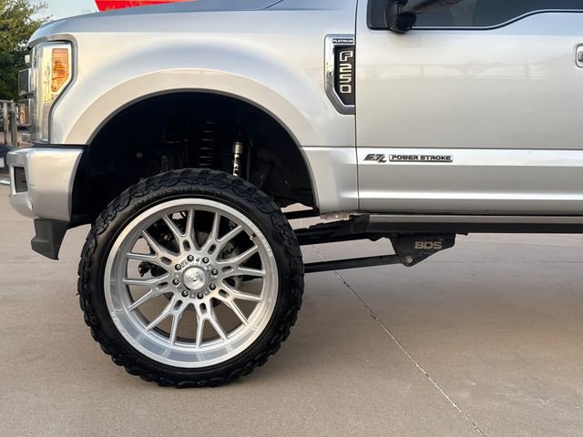 Used 2017 Ford F250 Platinum w/ Platinum Ultimate Package AWD/4WD image 4