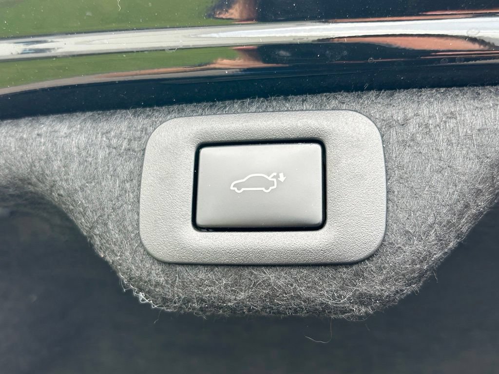 Used 2024 Lexus ES 300h w/ Premium Package FWD image 47